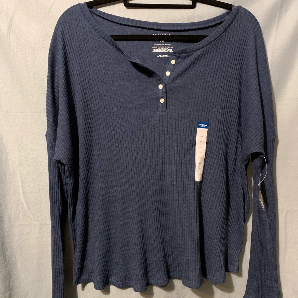 Arizona Long Sleeved Henley
